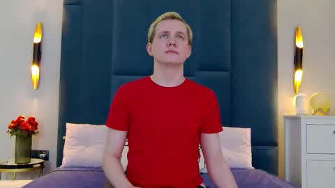 Mark online show from 04.08.26