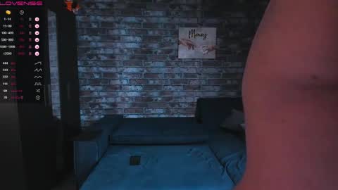 Snapshot of mark_normal chatting on 11.04.25 Mark online show from 11.04.25