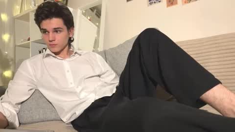 Mark online show from 12.02.25