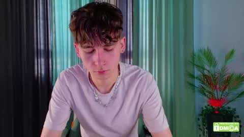 Snapshot of mark_safr chatting on 02.04.26 Mark online show from 02.04.26