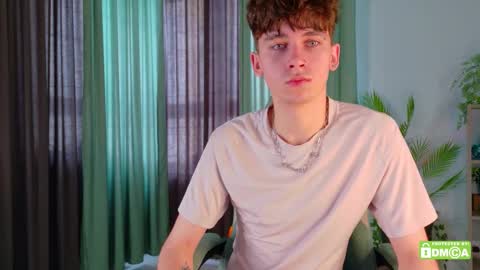 Snapshot of mark_safr chatting on 02.09.26 Mark online show from 02.09.26