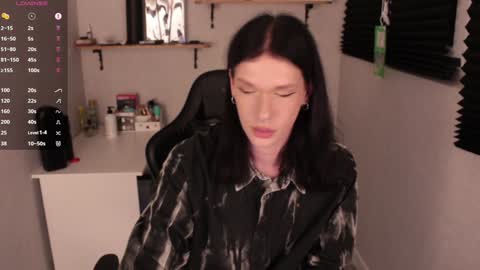 Mark online show from 01.05.25