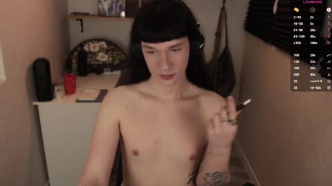 Mark online show from 03.04.25