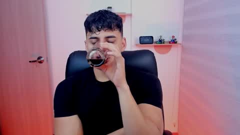 Snapshot of markpotier chatting on 02.10.26 MARK online show from 02.10.26