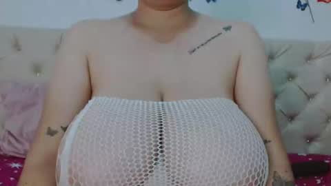 Snapshot of marlymilf6 chatting on 03.07.25 Marly online show from 03.07.25