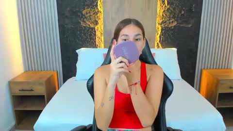 Snapshot of maroly_21 chatting on 03.12.25 Maly online show from 03.12.25