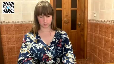 Snapshot of maroonmoon_ chatting on 09.10.25 Miriam online show from 09.10.25