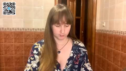 Snapshot of maroonmoon_ chatting on 09.18.25 Miriam online show from 09.18.25