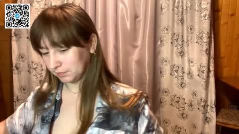 Snapshot of maroonmoon_ chatting on 09.25.25 Miriam online show from 09.25.25