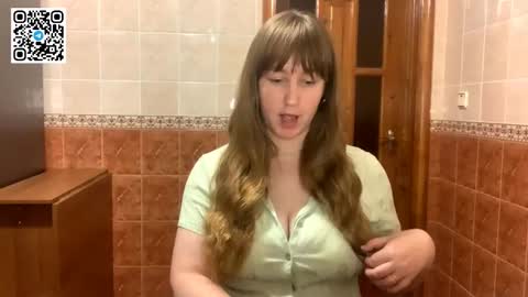 Snapshot of maroonmoon_ chatting on 10.08.25 Miriam online show from 10.08.25