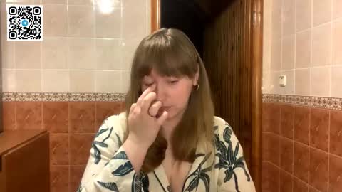 Snapshot of maroonmoon_ chatting on 11.02.25 Miriam online show from 11.02.25