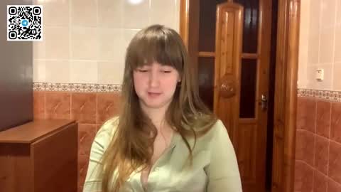 Snapshot of maroonmoon_ chatting on 11.18.25 Miriam online show from 11.18.25