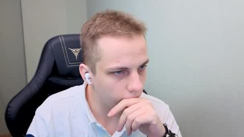 Snapshot of maroooa chatting on 04.01.26 Marko online show from 04.01.26