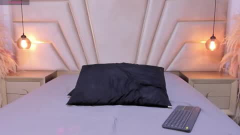 maroxcute online show from 12.16.25