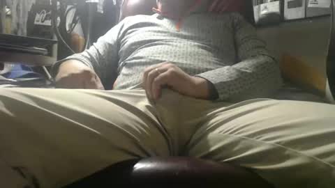 Snapshot of marrieddad19751975 chatting on 12.18.25 only fans marrieddad19751975 online show from 12.18.25