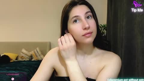 marrycolins online show from 04.19.26