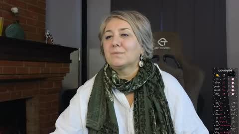 marta_wils online show from 10.04.25