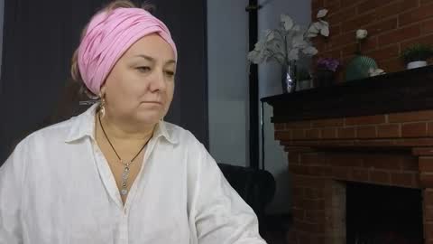 marta_wils online show from 10.14.25