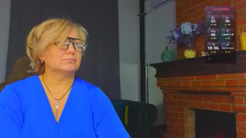 marta_wils online show from 11.03.25