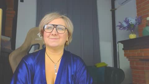 marta_wils online show from 11.14.25