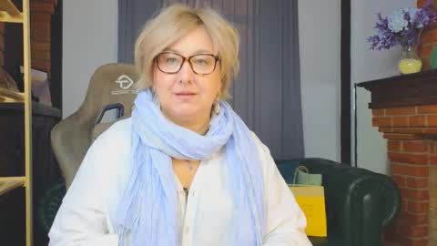 marta_wils online show from 11.19.25