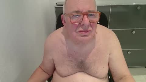 martin_1947 online show from 11.05.25