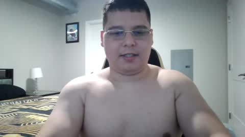 Snapshot of martin_militaryboy chatting on 05.26.26 martin_militaryboy online show from 05.26.26