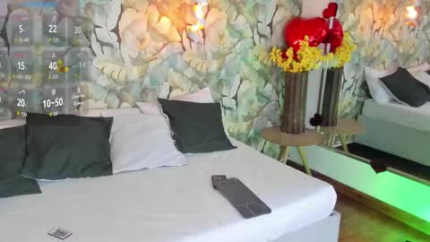 mari online show from 11.17.25