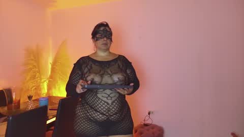 Snapshot of martina_foxy01 chatting on 06.17.26 Martina Foxy online show from 06.17.26