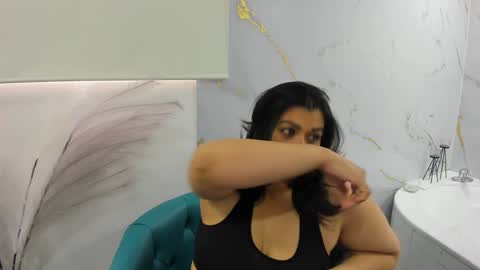 Snapshot of martina_foxy_ chatting on 01.29.25 MARTINA online show from 01.29.25