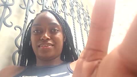 Snapshot of martina_jackson_ chatting on 11.30.25 Laura online show from 11.30.25