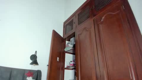 Snapshot of martina_jackson_ chatting on 12.01.25 Laura online show from 12.01.25