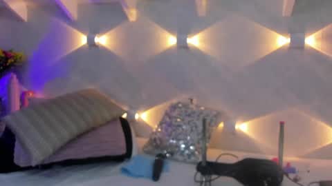martina mIIler online show from 04.24.26