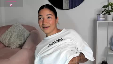 Snapshot of martina_monst chatting on 12.22.24 martina Monst online show from 12.22.24