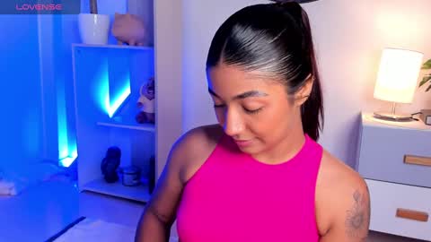 Snapshot of martina_monst chatting on 01.22.25 martina Monst online show from 01.22.25