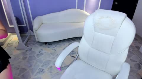 Martina  online show from 02.04.25