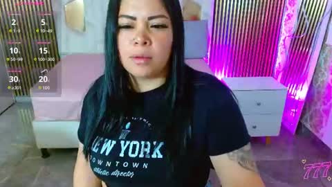 Snapshot of martina_tay chatting on 07.06.26 Hey im martina online show from 07.06.26