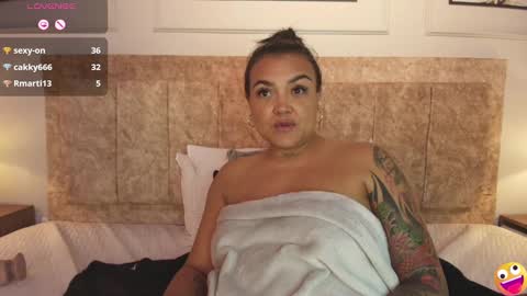 Snapshot of martina_vega__ chatting on 12.31.24 NATALIA ON A TRAVEL FROM DECEMBER 6TH TO THE 9TH ENJOY ME BEFORE I LEAVE online show from 12.31.24