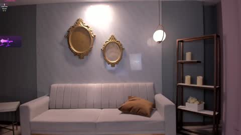 Snapshot of martinnabonnet chatting on 12.28.24 Martinna Bonnet online show from 12.28.24