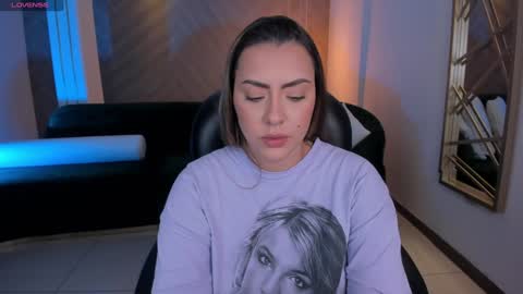 Snapshot of martinnabonnet chatting on 01.13.25 Martinna Bonnet online show from 01.13.25