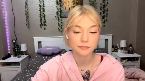 Lisa online show from 02.07.26