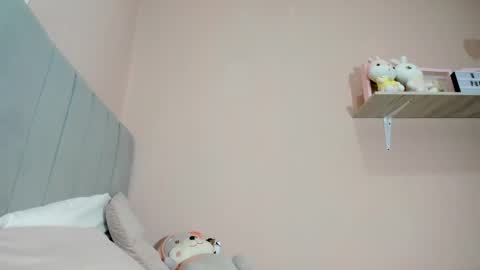 mary_cute9 online show from 11.20.25