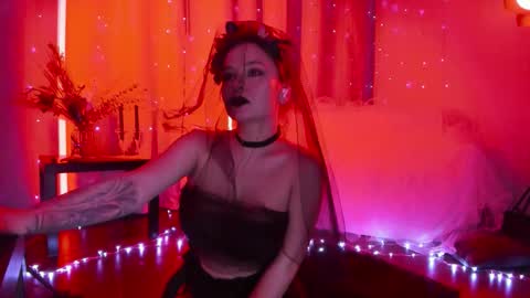 Snapshot of mary_julia chatting on 02.15.26 Julia online show from 02.15.26