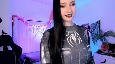 Mary online show from 10.30.25