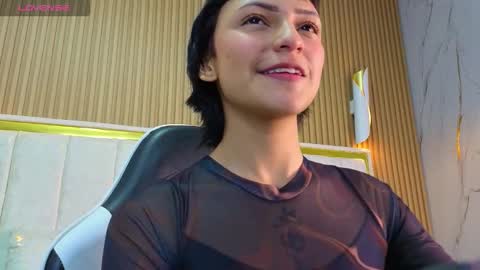 Snapshot of mary_luxx_tp chatting on 12.16.25 mary_luxx_tp online show from 12.16.25