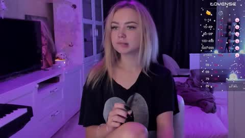 Mary online show from 09.22.25