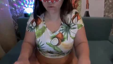 Snapshot of mary_touch chatting on 04.18.26 mary_touch online show from 04.18.26