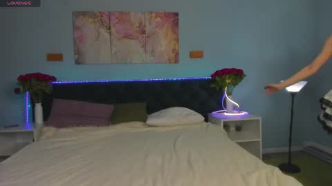 Mary online show from 04.01.26