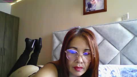 Snapshot of maryamgirl08 chatting on 04.06.26 Engracia online show from 04.06.26