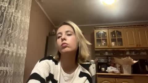 Snapshot of maryannaplateros chatting on 02.20.26 Tessa online show from 02.20.26